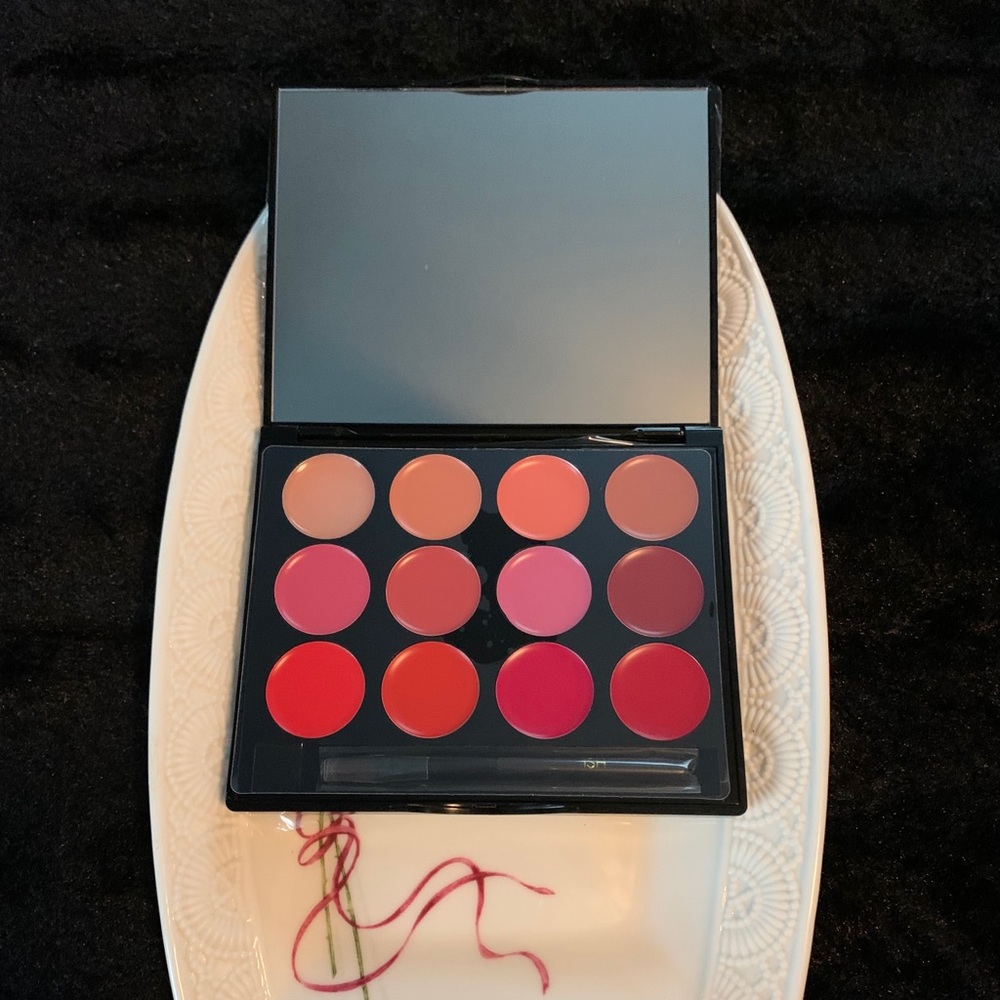 ISH Lip Statement Palette